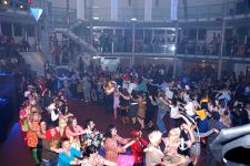 party-028