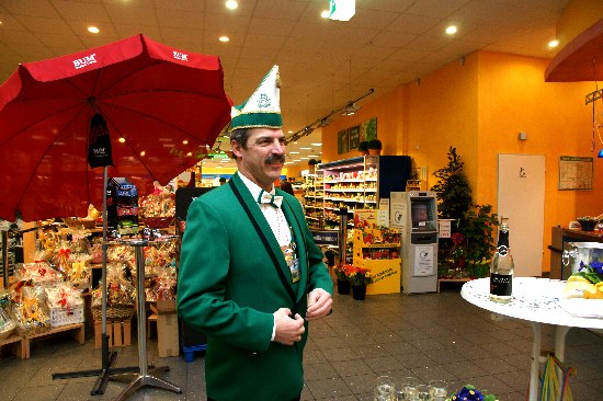 09edeka_012